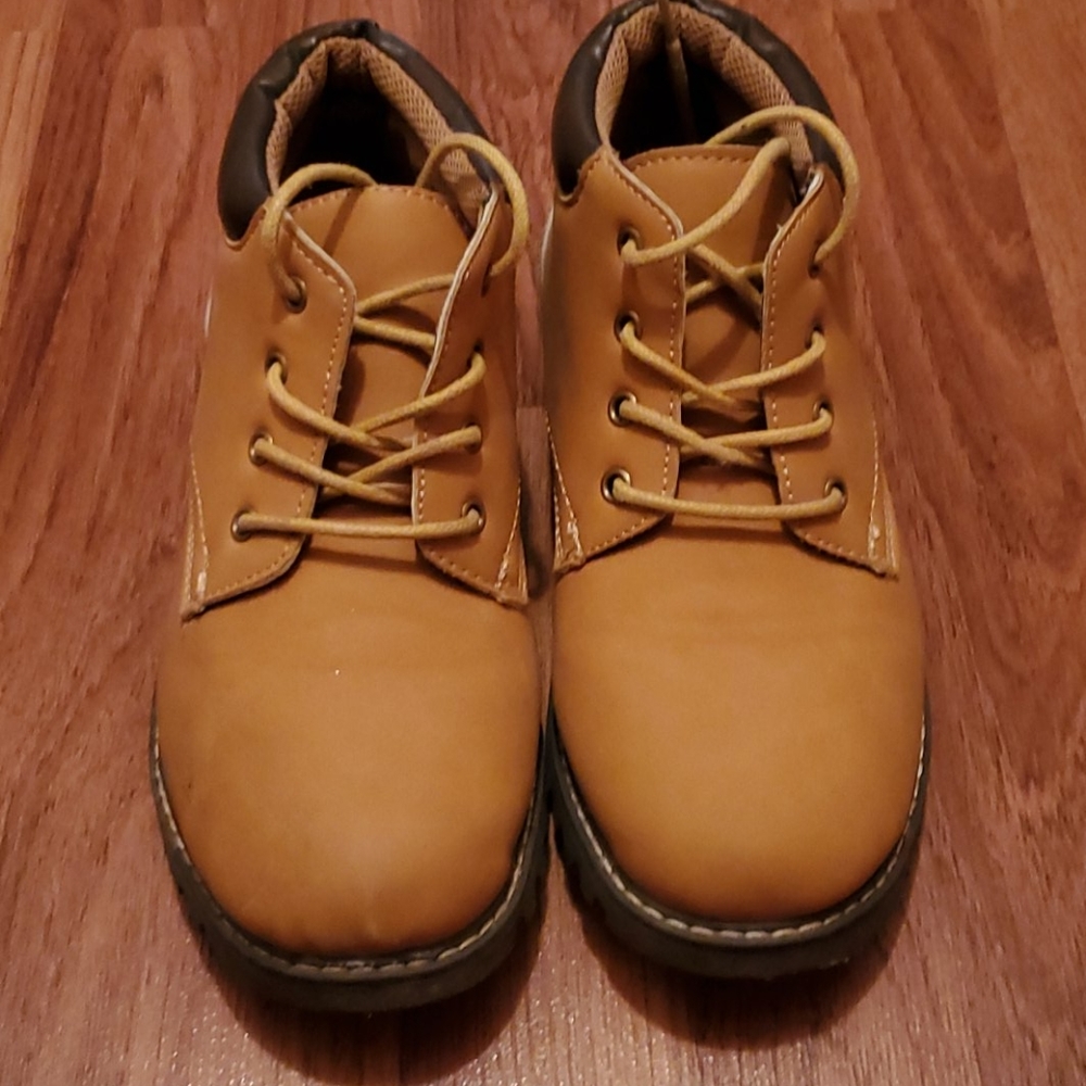 Kids boots